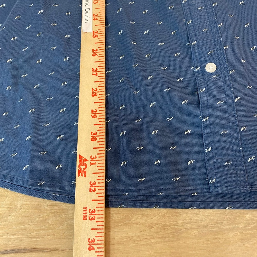 LL Bean Shirt Mens XXL REG Blue Button Down Long Sleeve Slightly Fitted Fly Fish - Picture 6 of 9